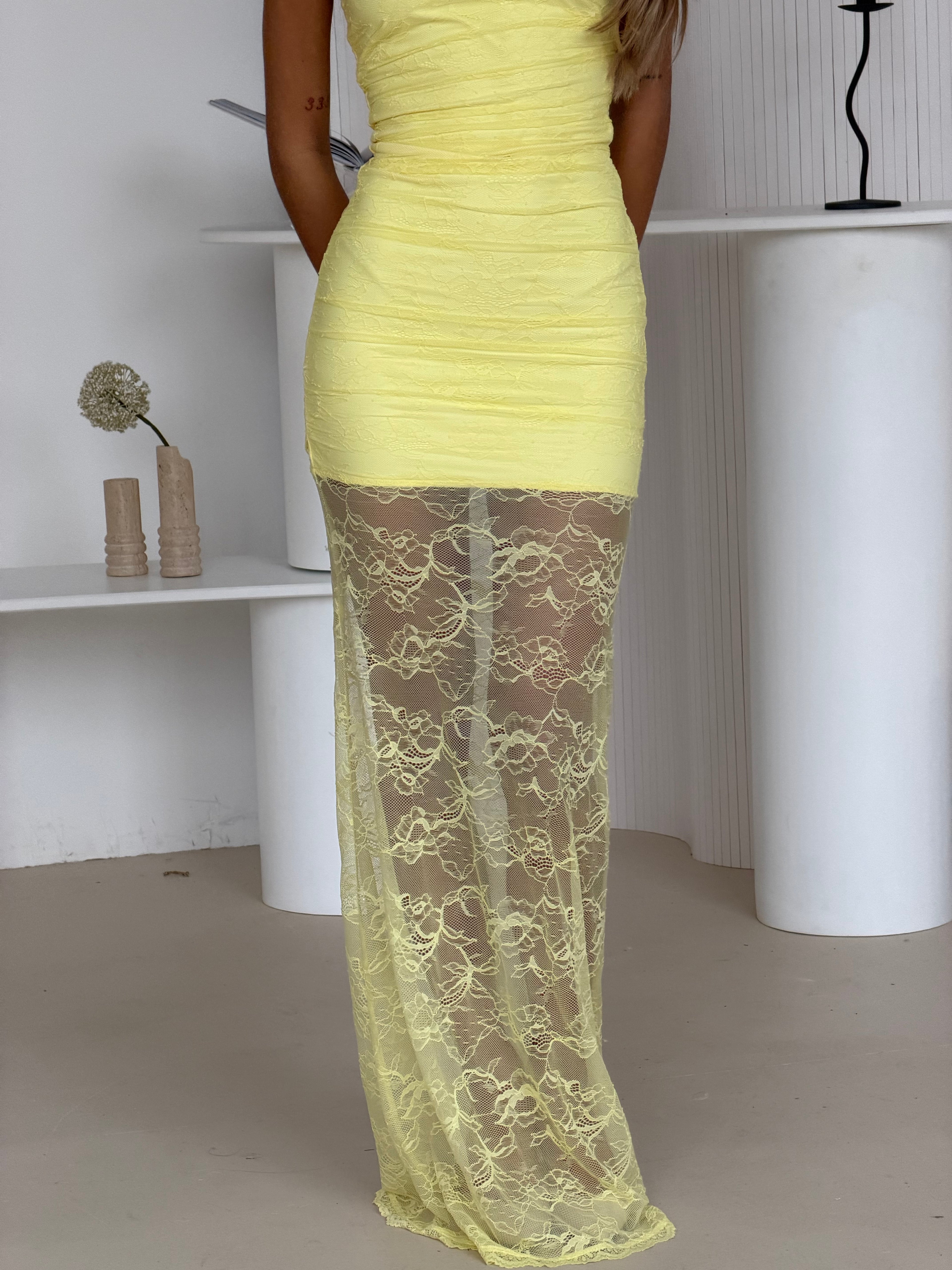 LEMON RUCHED LACE MAXI & CHOKER